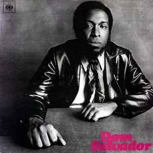 MarkLaFaro's tweet photo. Great years in Brazilian music part VI: 1969

1969 was the last breath of the Tropicália movement before Caetano and Gilberto Gil's exiles but also featured some incredible solo debut albums. We'll explore both, as well as some deep cuts, as always.

25 Brazilian albums from 1969 https://t.co/n1XQqEOn2v