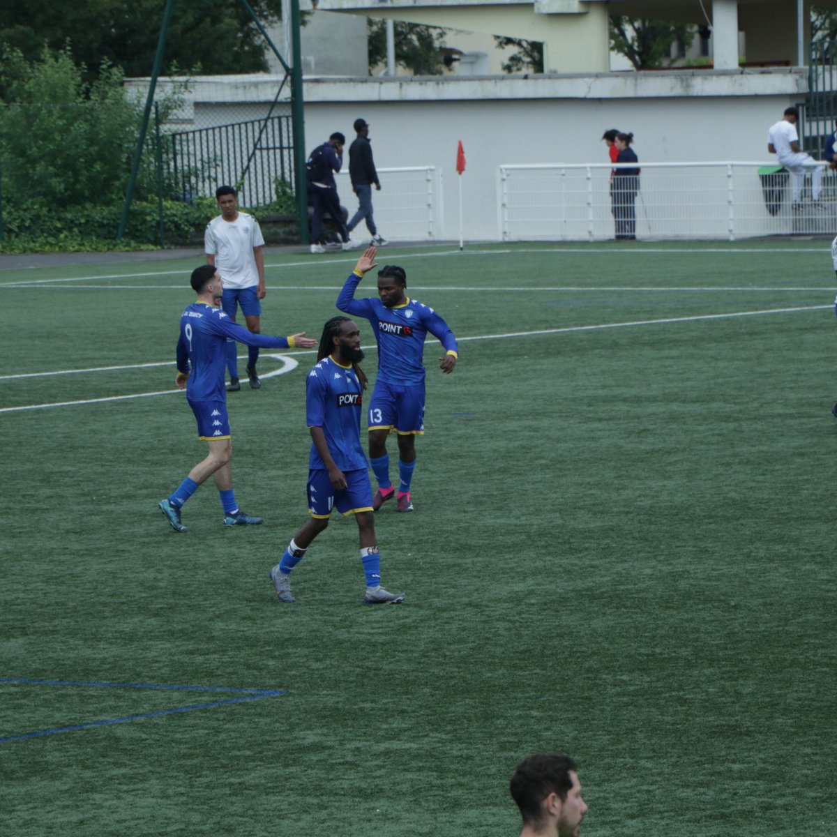 JADrancy tweet media