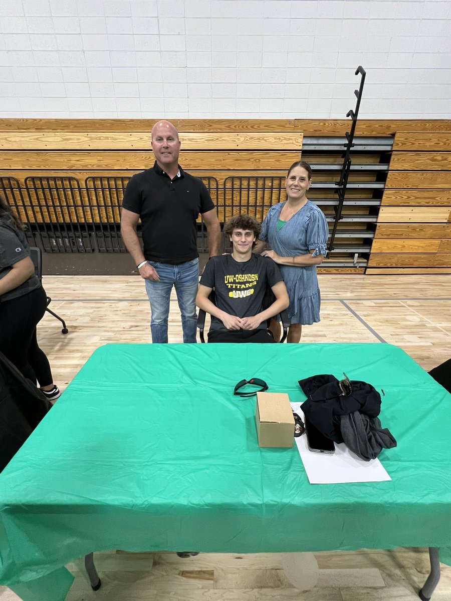 WUHS Athletics and Activities tweet media