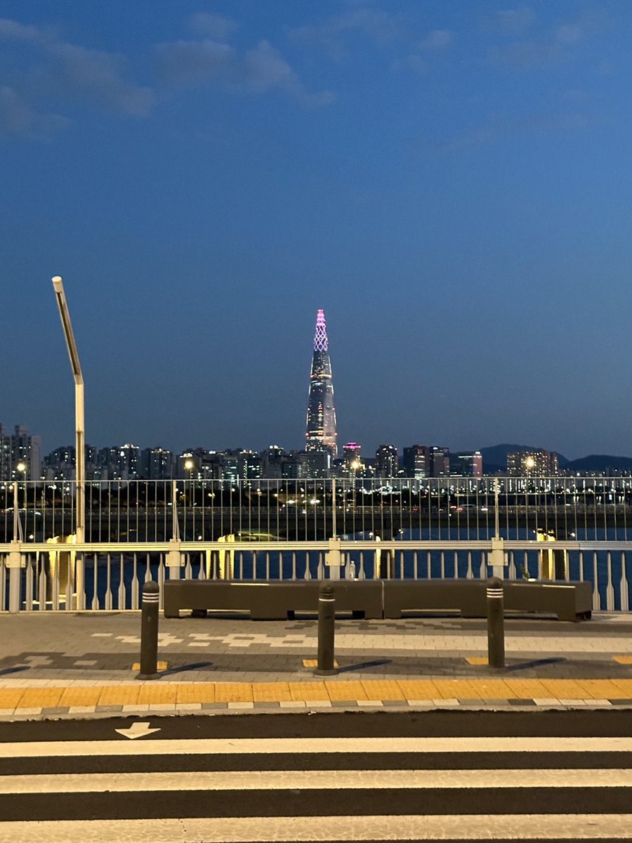 6월 주말 한강 드라이브좋다 

#섹트 #한강 #드라이브