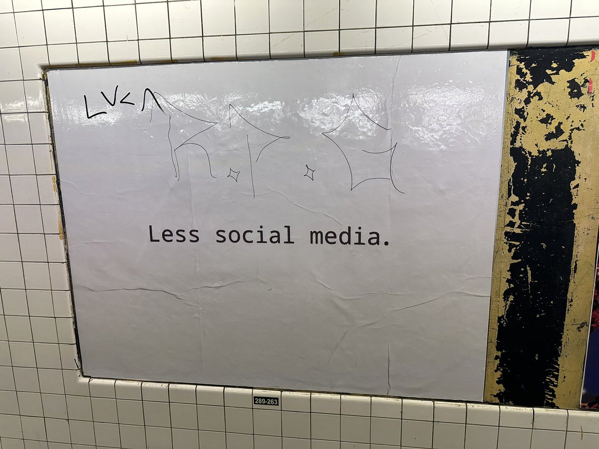 Crazy Little (@crazylittle) on Twitter photo 