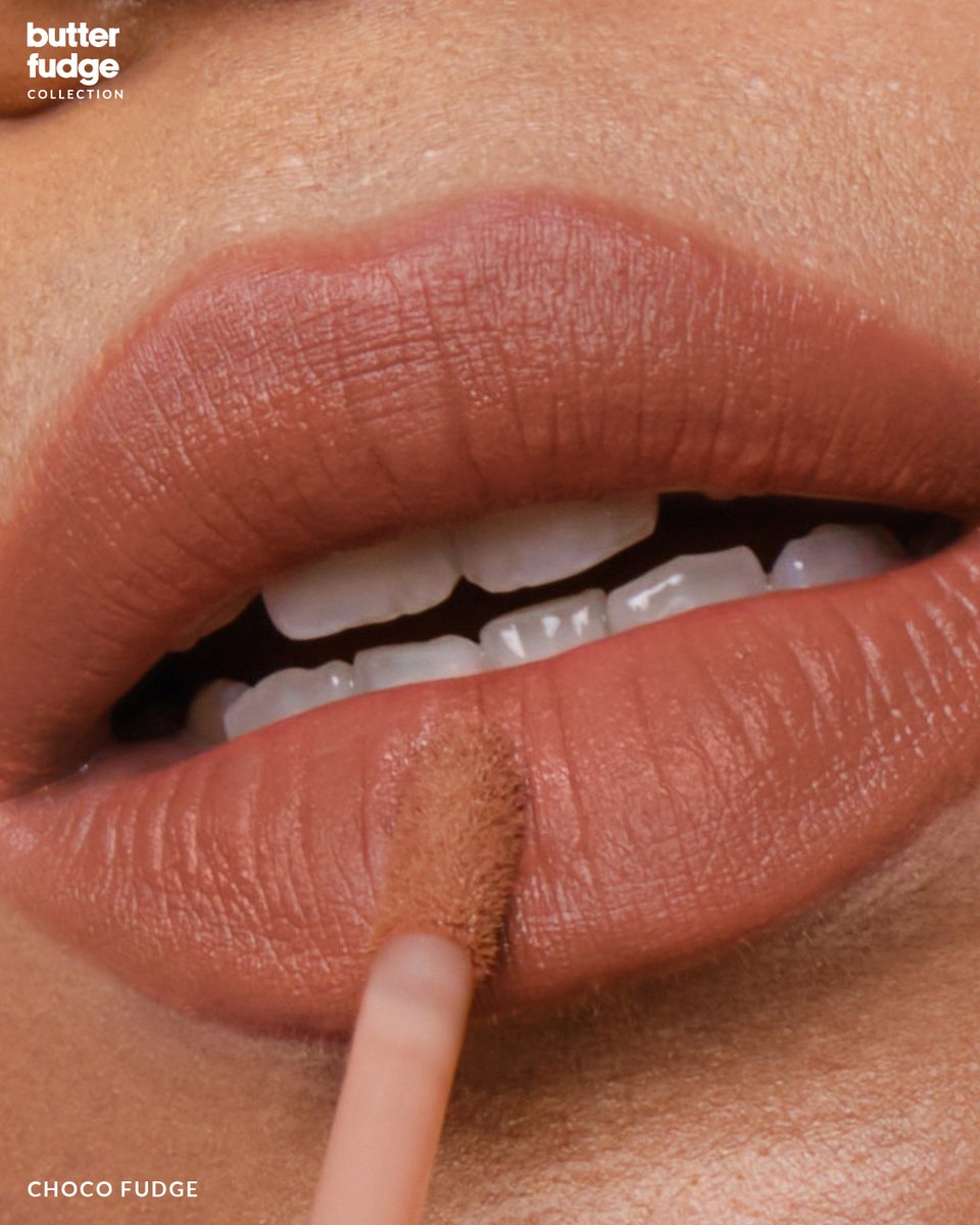 blpbeauty's tweet photo. IT'S FINALLY OUT! Akhirnya kamu bisa langsung cobain #LipCoatBLP dari #ButterFudgeCollection💄
Punya 3 shade yang versatile & cocok di semua skin tone:
🧡 Butter Fudge – light peach brown
🍫 Choco Fudge — neutral medium brown
💜 Berry Fudge — elegant plum shade
Checkout your personal favorite shade at https://t.co/kLRdUusbpY!