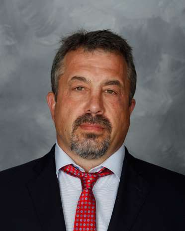 1 player from the '90-91 North Stars can still win the Stanley Cup, 33 years after his #mirageofdestiny. Shane Churla is dir. of am. scouting for the <a href="/FlaPanthers/">Florida Panthers</a>. Depending on your view, you're either 😁 or 😭 the <a href="/DallasStars/">Dallas Stars</a> were eliminated tonight. Finals open Sat in Florida.
