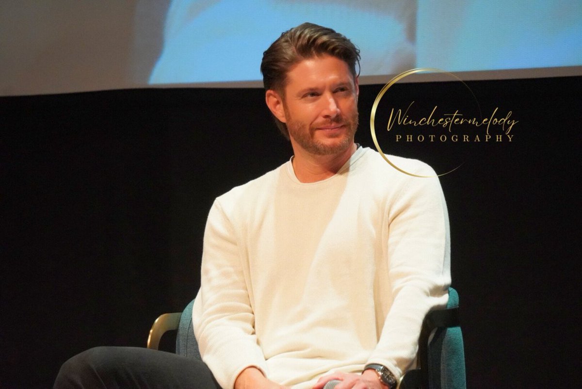 BggZineb's tweet photo. #JensenAckles #DeanWinchester #SPNFamily #Supernatural #BigSky #TheBoys #TheWinchesters #BuddyGames #dlc6 #SpnCon #ParisCon 🎧🫧🫧🤍DW• J https://t.co/pCf7ZJwrWQ