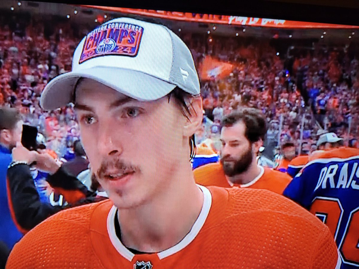 SAOilersFan91's tweet image. Our beloved Nugey is headed to the finals 💙🧡