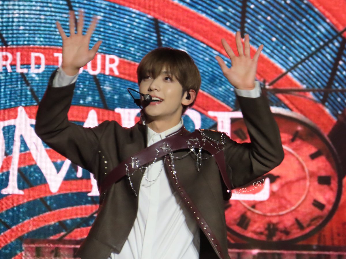 binniedarko_'s tweet photo. starting off with soobin (aka my bestie)
#TXT_in_NYC #ACT_PROMISE_US https://t.co/t4BUH6x3ww
