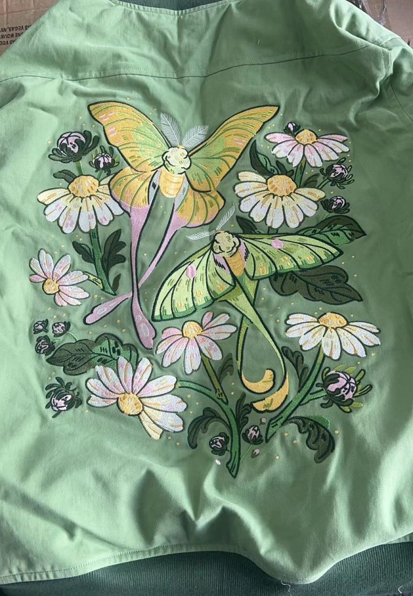 morningwitchy's tweet image. (factory photos) GUYSSS