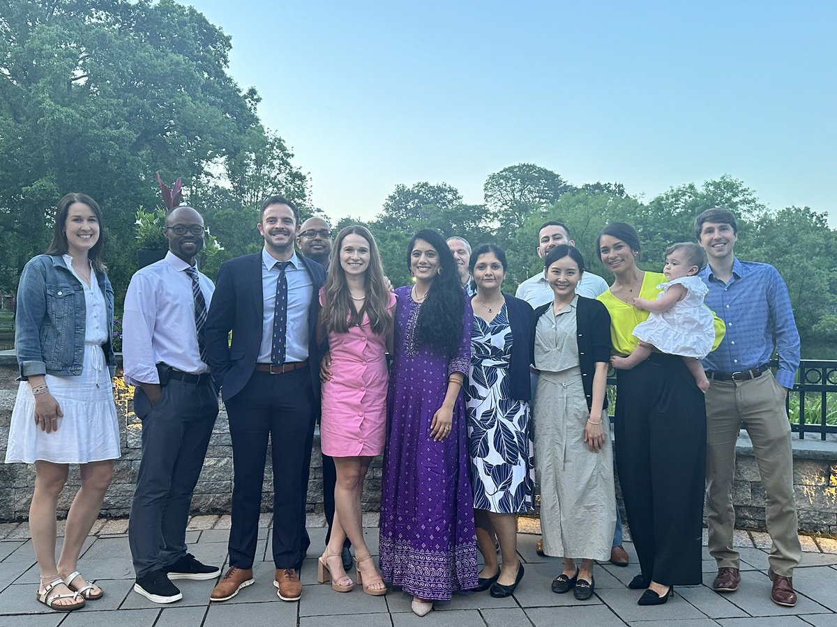 From battling bugs to graduating hugs! 🎓🦠 @ChirchDr 

So proud of our graduating class @JuliaKKostka <a href="/TErwesMD/">Tom Erwes</a> and Nishka 💕