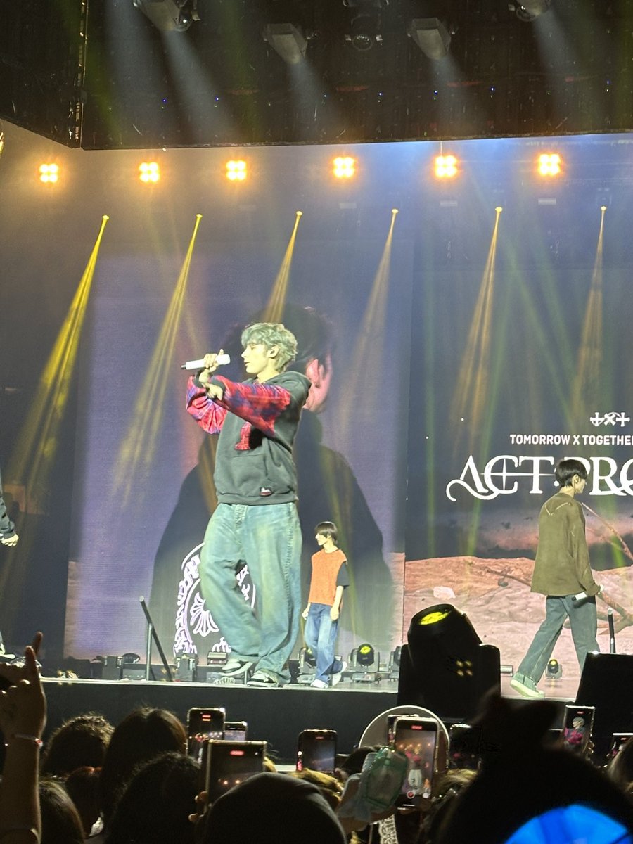 Miguel de Leon tweet media