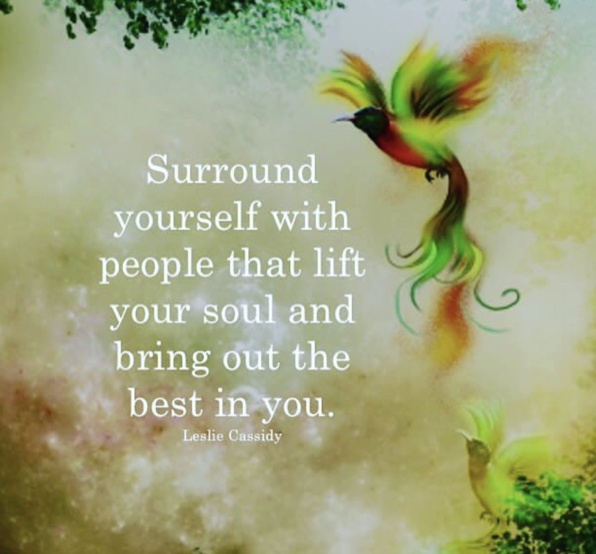 Monday Friendly Reminder… Surround yourself with people that lift your soul and bring out the best in you. 🙌💚 #MondayMotivation #MondayMood #GoodPeople #MondayVibes