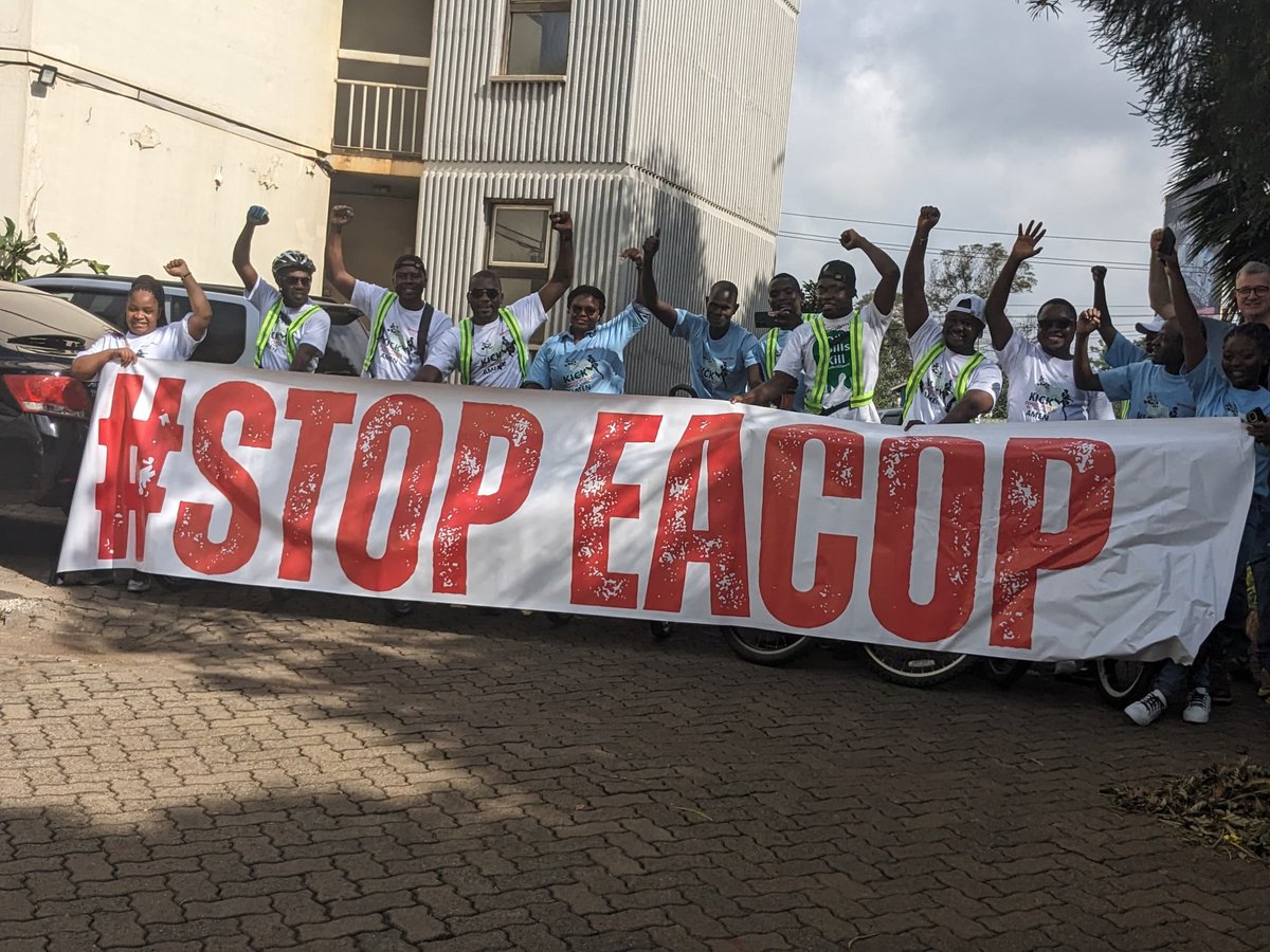 The Tanzania government under @SuluhuSamia is arresting the EACOP project affected persons for speaking out on the human and environmental injustices caused by it.
We stand in Solidarity to call for their immediate release 

#IfikiemamaSuluhu 
#StopEACOP