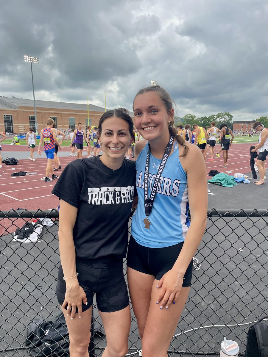 CLARE MARCHANT!!! WIAA D1 300 hurdles: 3rd, new school record, captain, MVP, T&amp;F’s competitive leader for 4 years. Irreplaceable. Forever memorable. Thank you for all you gave to T&amp;F. MarCHAh, MarCHAH! 💙💙💙