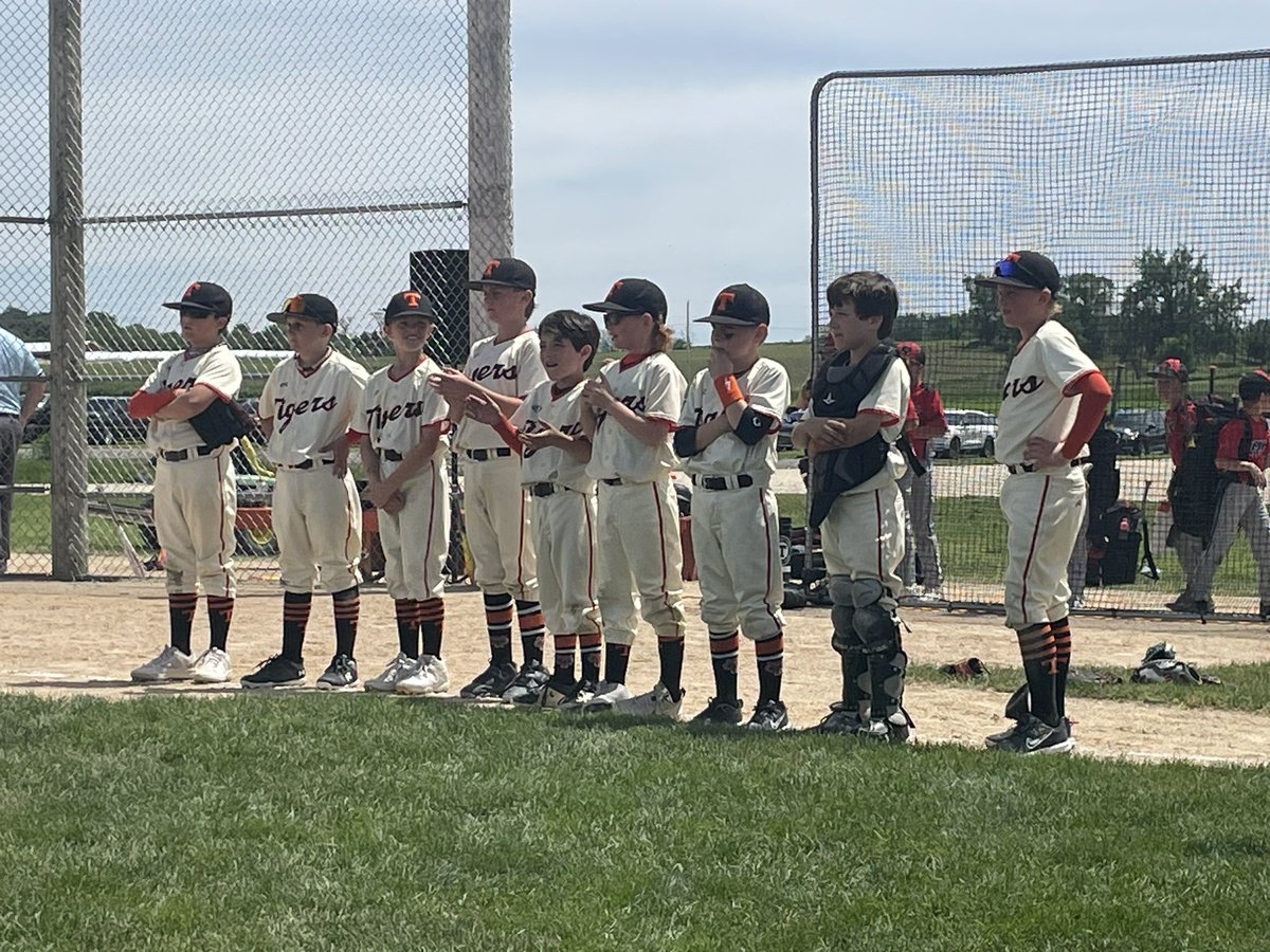11u St Louis Rawlings Tigers tweet media