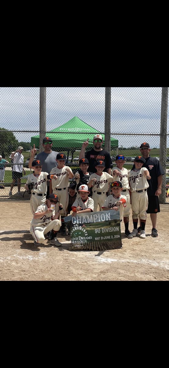 11u St Louis Rawlings Tigers tweet media