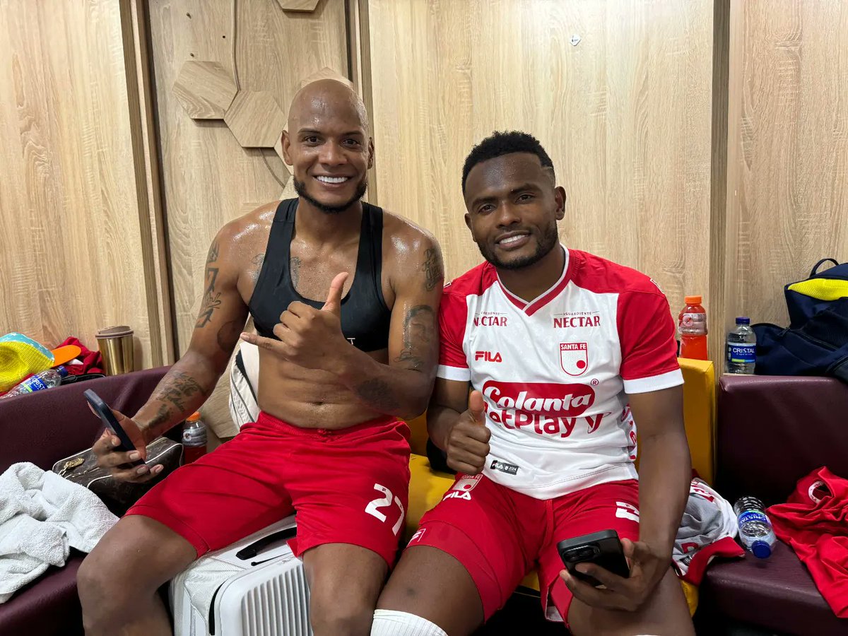SantaFe's tweet photo. ¡Algunas postales 📸 de esta noche épica 😍! https://t.co/mDArJiSN6x