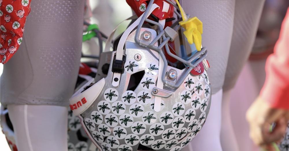 Ranking 15 most iconic college football helmets designs of all-time 247sports.com/college/ohio-s…