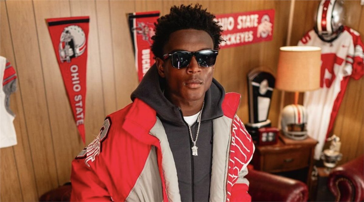 Elite wide receiver Vernell Brown III discussed his #OhioState official visit. 'The visit was great... Also, the good food Columbus has to offer.' 247sports.com/college/ohio-s…