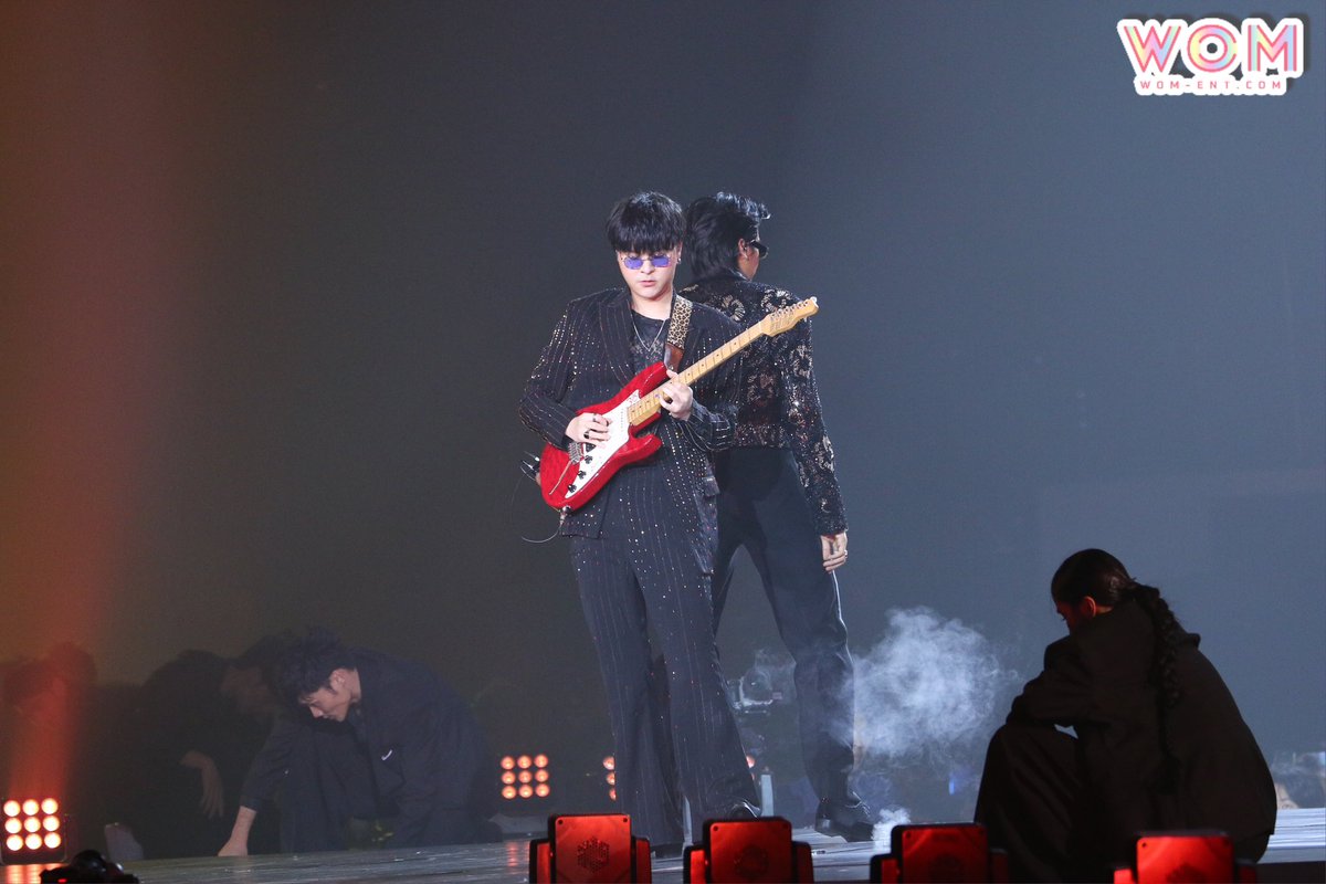 WOMENTERTAIN's tweet photo. ปิดฉากลงอย่างสวยงามกับ "The Concert Application presents The Kingdoms Concert" โปรเจกต์แห่งปีที่รวมศิลปินแถวหน้าของไทย “นนท์-เดอะทอยส์-เจฟ-ไบรท์” มาสร้างประวัติศาสตร์การรวมตัวบนเวทีเดียวกันครั้งแรก!

#TheKingdomsConcert 
#NONTTANONT #THETOYS
#TheKingdomsConcert_D2
#TheKingdomsConcertxNONT_D2