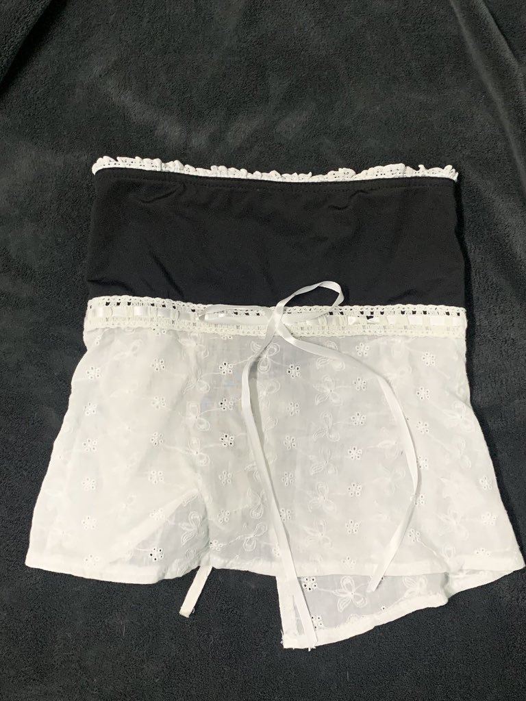 phpon3's tweet image. ส่งต่อเสื้อเกาะอก ผูกหลัง ใหม่มากใส่ครั้งเดียว

70 รวมส่ง (from 150)  ⭐️

( S-M )

#เสื้อผ้ามือสองราคาถูก #เสื้อผ้ามือสอง #เสื้อผ้ามือสองสภาพนางฟ้า #เสื้อไหมพรมมือสอง #ส่งต่อเสื้อผ้า #กระโปรงมือสอง #ส่งต่อเสื้อผ้า #cintageshop #cintageshopส่งต่อ #เสื้อผ้าy2k