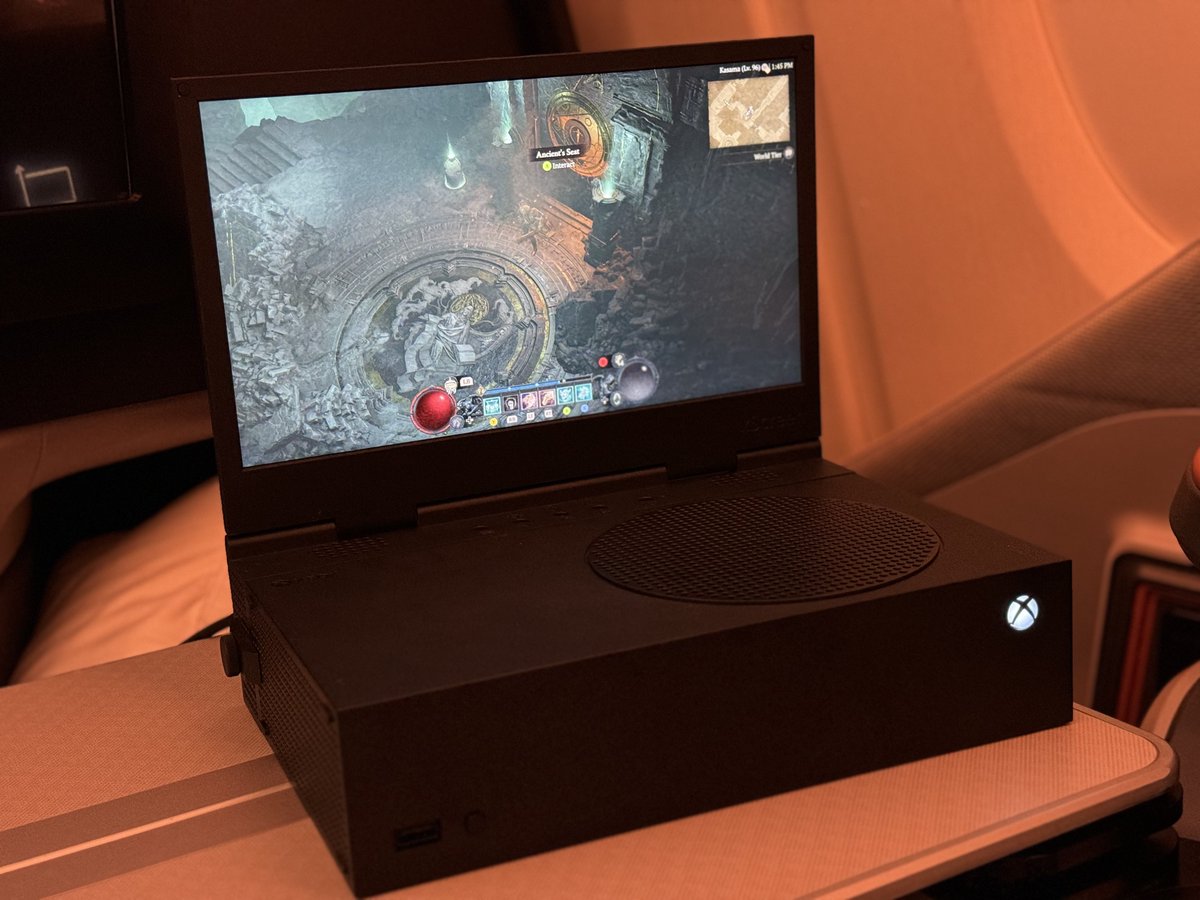 UPspec Gaming 🎮 xScreen for Xbox Series S tweet media