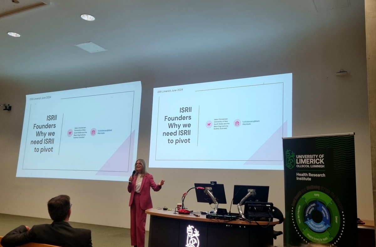 Alexis Whitton tweet media