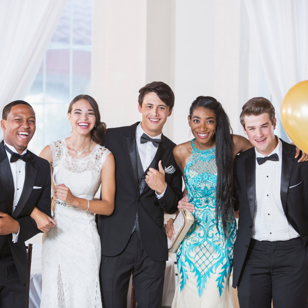 JWMarriottMIA's tweet photo. Make your prom night unforgettable at the JW Marriott Miami 🌟 
Ready to start planning? 
Email us at maricarmen.munoz@mdmusa.com https://t.co/xtiKzQs2bV