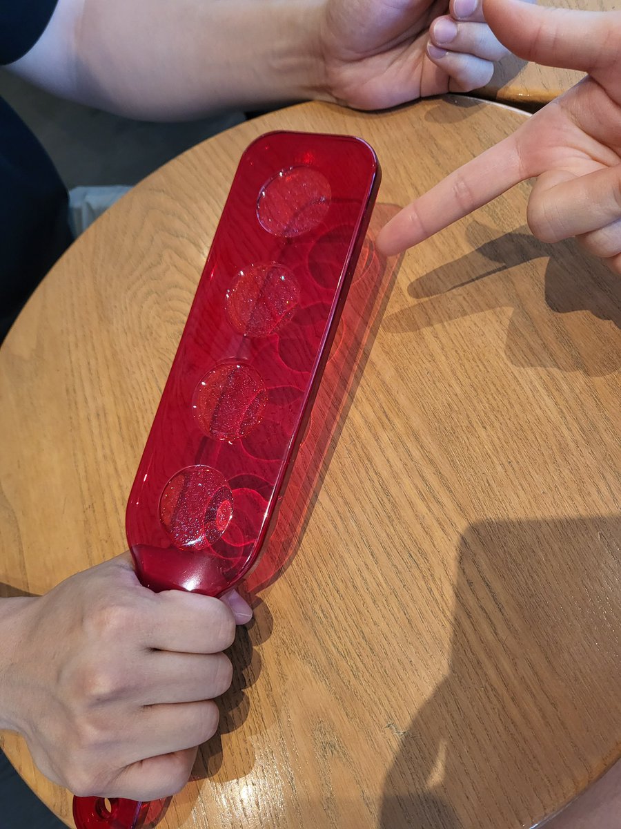 주문 제작으로 제작했던 레진 패들!
사진 감사드려요 😍
즐거운 플레이 하세요 💕