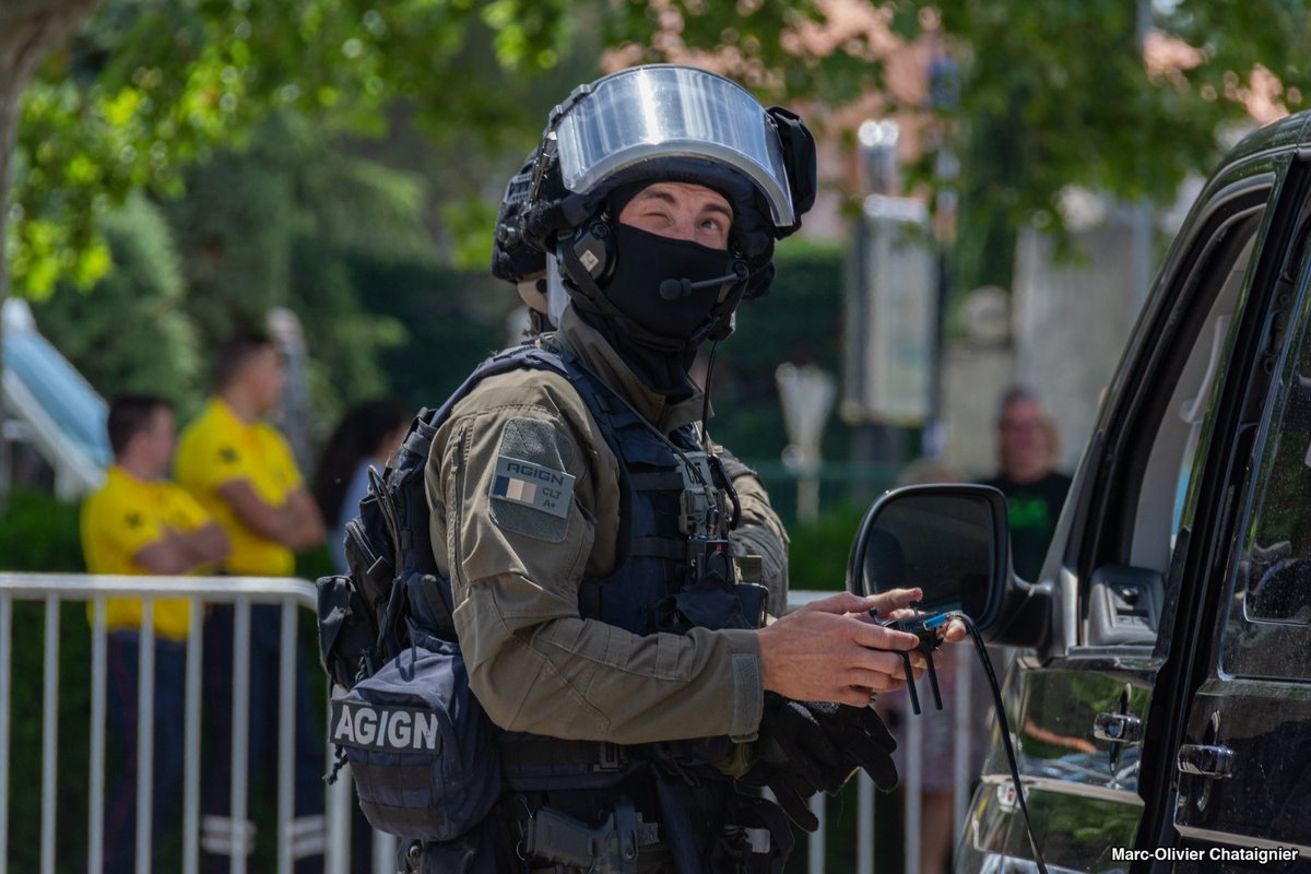 👮🏻‍♂️Retour en images des journées portes ouvertes de la Gendarmerie de Vauculse à Orange.

#photo #photos #nikon #gendarmerie #gendarme #gendarmeriedevaucluse #vaucluse #gn #gendarmerieorange #forcesdelordres #fdo #JPO #journeeporteouverte <a href="/Gendarmerie/">Gendarmerie nationale</a>