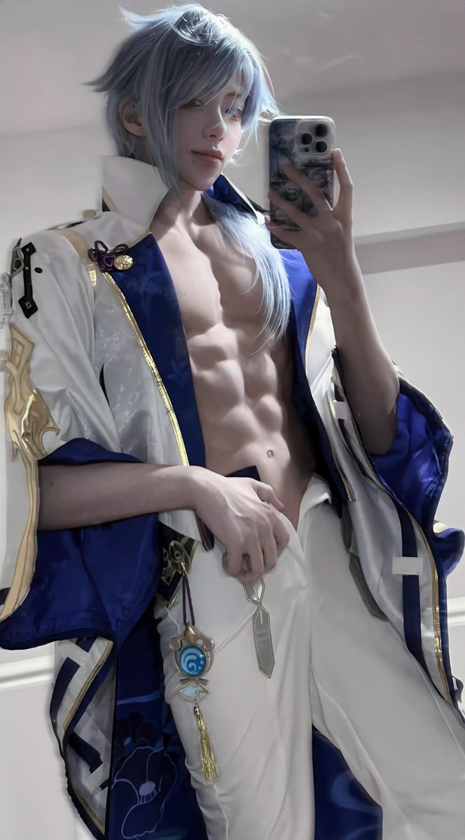 ホクロがいくつあるか数えてみて、
正解したら、プレゼントは何が欲しい？
#神里綾人 
#kamisatoayato 
#コスプレ