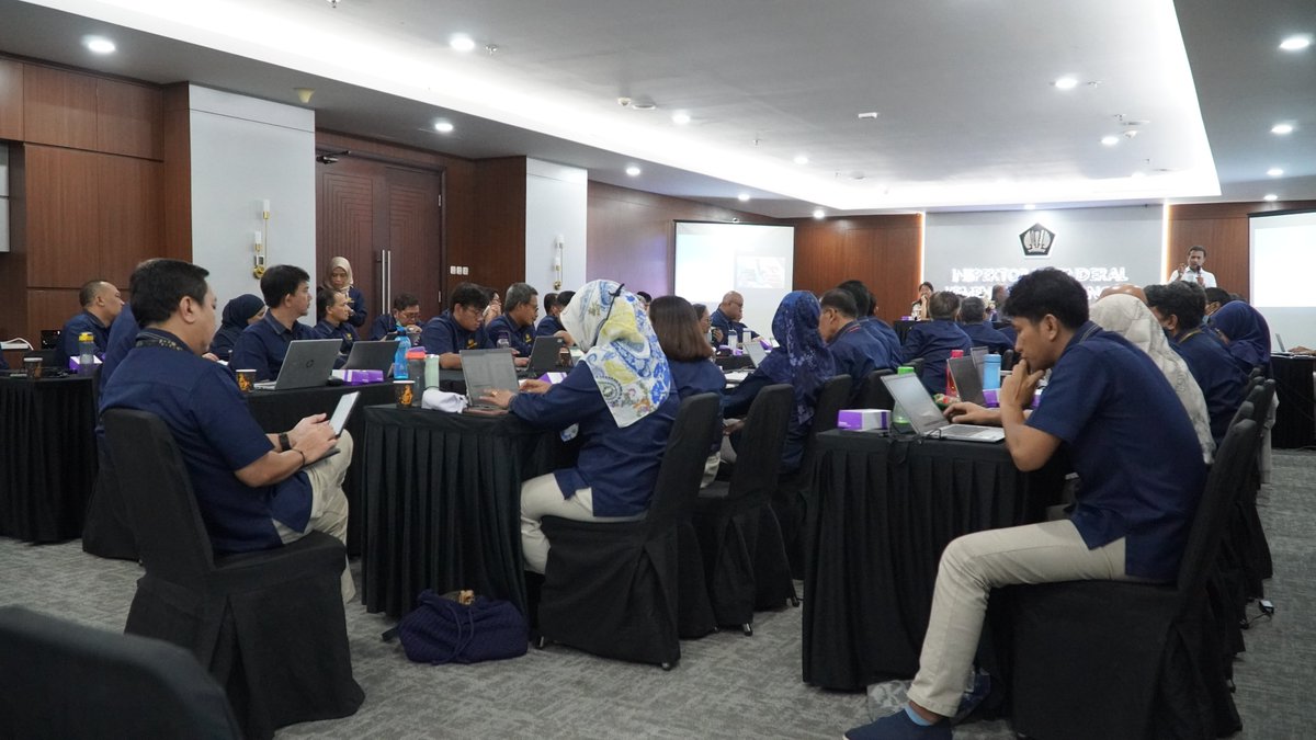 MetaPacmas's tweet photo. Uji coba pengaplikasian Virtual Office di Inspektorat Jendral Kementerian Keuangan @ItjenKemenkeu https://t.co/yH94q56Es5