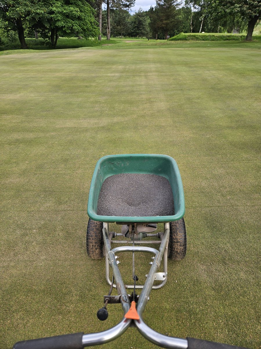 Bit of greens maintenance <a href="/HowleyGC/">Howley Hall GC</a> this morning. Verticut, cut, topdress &amp; roll. Followed by a granular feed. All part of improving playing surface playability.