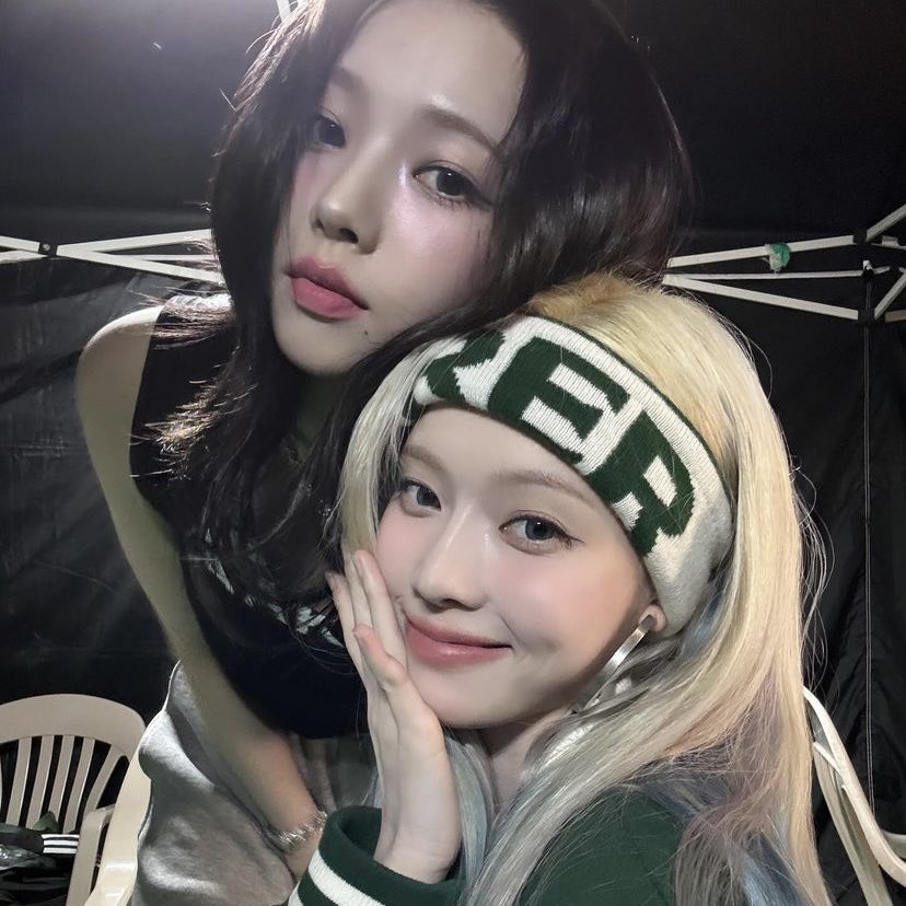rinabaobei's tweet photo. .
ㅤ                   she / her 7teen filo  … 🗯️ .ᐟ
            multi-stan but mostly for aespa
               looking for interactive moots
                    any fandom is welcome ! 
        !!   not new to #stantwt #kpoptwt  ★

              ♡/↻ to spread n be moots !
. https://t.co/0ltRj5vaAf