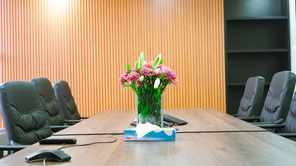 Horizons_KE's tweet photo. 📸 Picture this: A workspace that adapts to your needs, offers unparalleled support, and fosters a thriving community. That's us.

1. Flexible Lease Terms
2. Business Support
3. Professional Development

Start this new week and month by making the smart choice for your business. https://t.co/AxkoXhtEE3