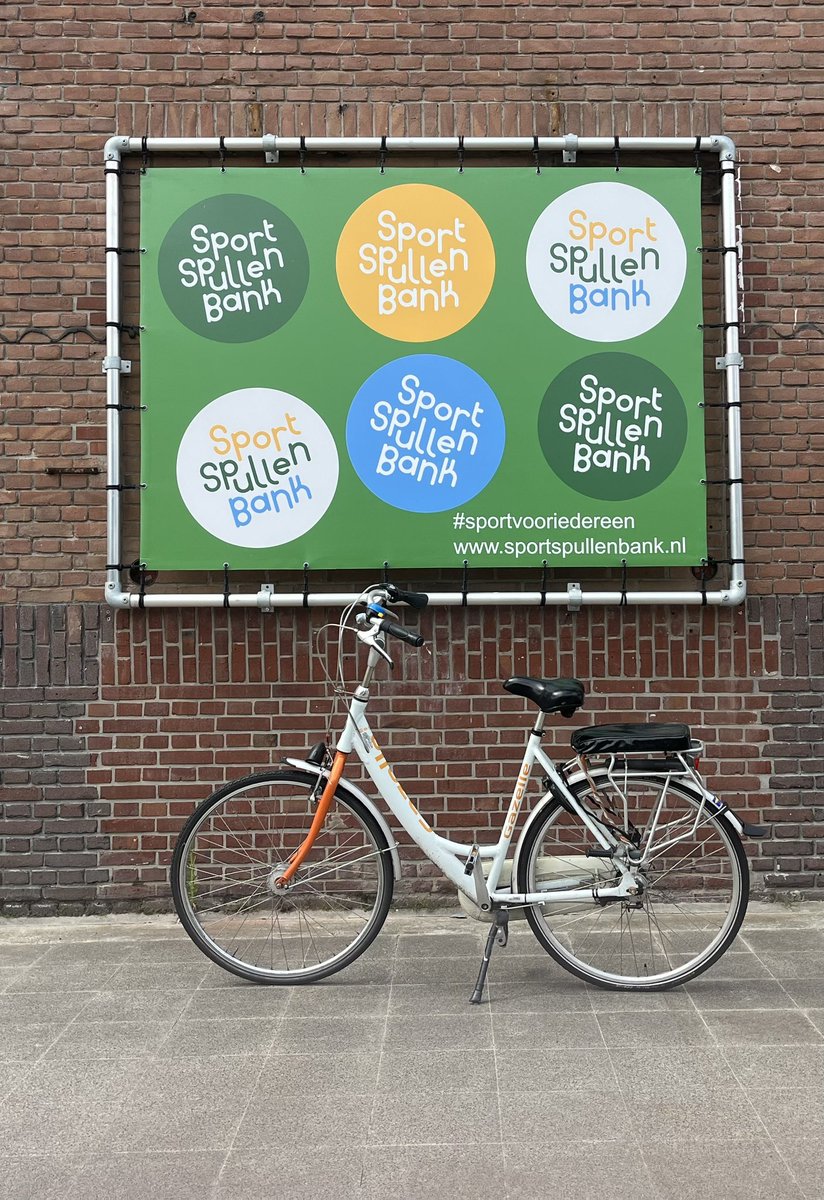 Wat zijn Rotterdammers toch geweldig💚 Fiets nummer 4 wordt net gedoneerd #fietsenvooriedereen <a href="/SportspullenNL/">Sportspullenbank Nederland</a>