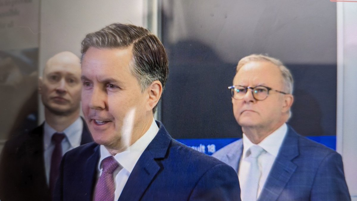 DontLookNow888's tweet image. 2 of the most insane people in Australia right now..

#MarkButler

And 
#AnthonyAlbanese

These two morons are destroying Australia and need to be sacked immediately.