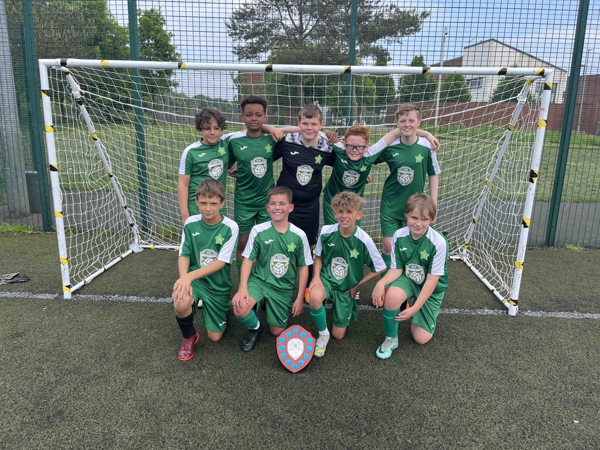 Congratulations to our P7 football team who won the inaugural <a href="/stfrancisps/">St Francis Primary School, Lyantonde</a> P7 Football Tournament on Friday. A huge thank you to all at St Francis for their efforts in organising and well done to @stcathsedin for finishing runners-up. ⚽️🏆
#Article24 #Article15 #Article29