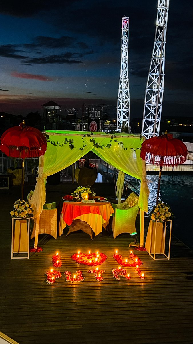 J4Legian's tweet photo. "Spending time with someone you love is best done by candlelight" 
#romanticdinner #FoodSpot #j4hotels https://t.co/6AvheqjRa1
