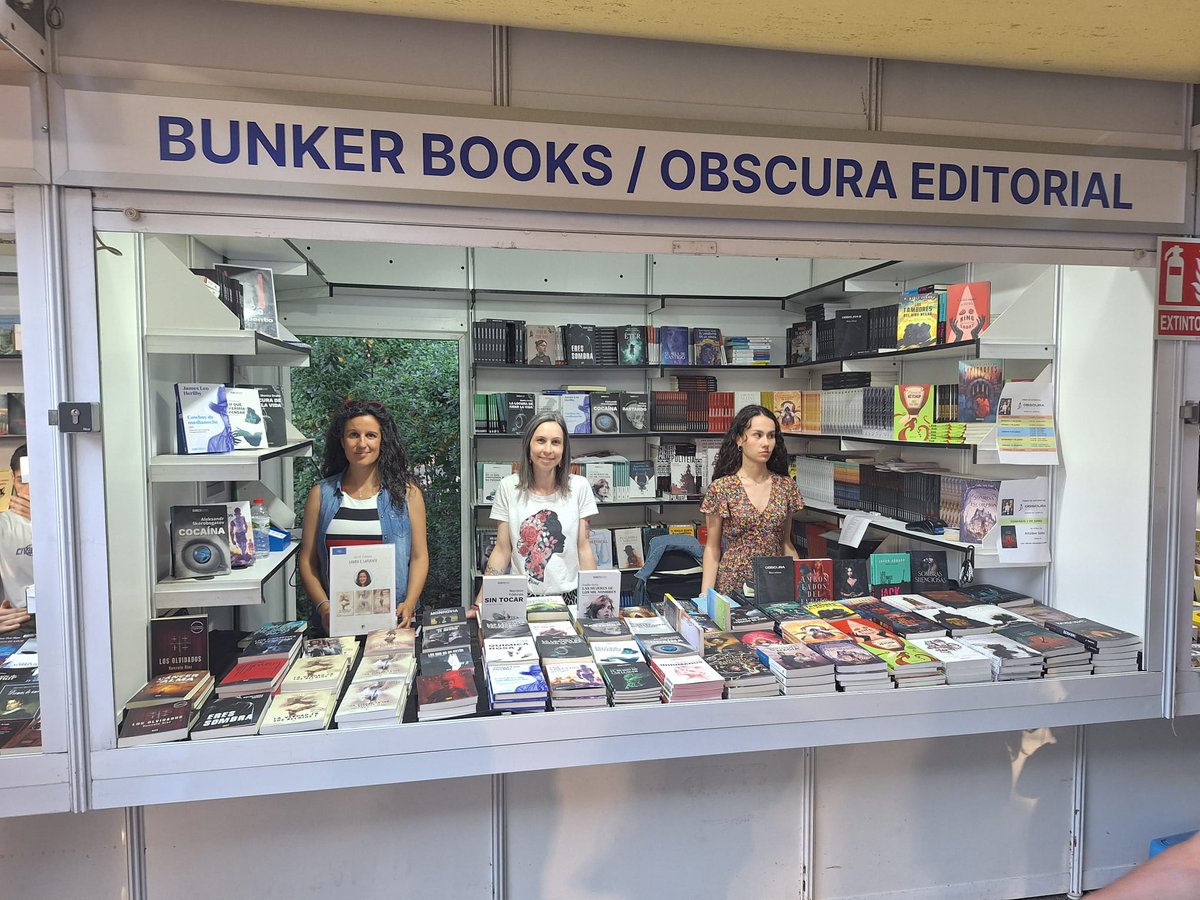 Este jueves y viernes tarde (¡El viernes hasta las 23.30h!) estaré de librera invitada en el stand 291 de la editorial <a href="/BooksBunker/">Bunker Books</a> en la <a href="/FLMadrid/">Feria del Libro de Madrid</a>. ¡Os espero!