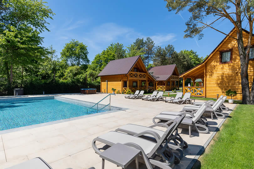 spanko24today's tweet photo. 🌊APARTAMENTY DOMKI I POKOJE BOSMAN Z BASENEM LETNIM JACUZZI NAD MORZEM W REWALU
cicha otoczona zielenią okolica - 50m od zejścia na plażę 👉https://t.co/VWB2xusWRF
#domkinadmorzem #Morze #pokoje #nadmorzem #atrakcje dla dzieci #wolnydomek #Rewal #Wybrzeże #bałtyk #balticsea https://t.co/r2fgQ8tRet