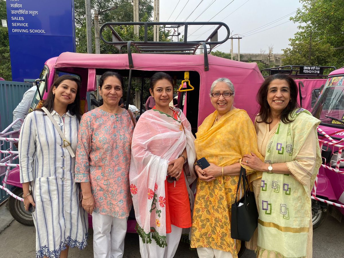 CleanAirPunjab's tweet photo. Proud to see women in Amritsar taking the wheel under the RAHI scheme! By receiving their own autos and comprehensive training on three-wheelers and road safety, these women are steering towards greater independence and empowerment.
#PinkAutos #EVehicle #WomenforCleanAir https://t.co/ezmjrvAjzD