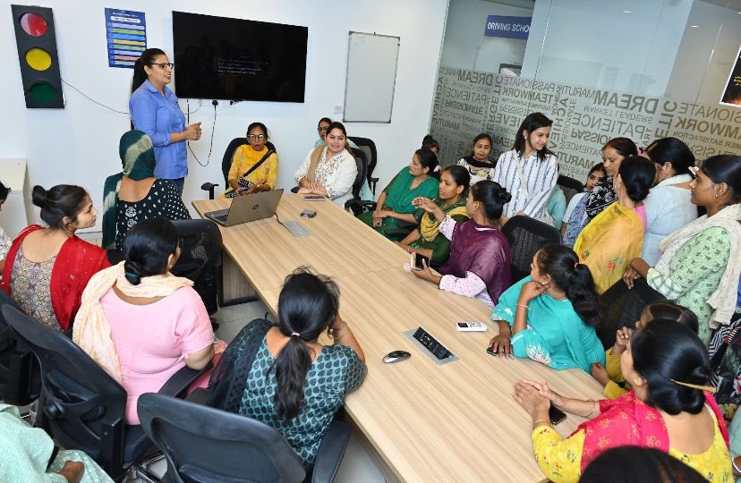 CleanAirPunjab's tweet photo. Proud to see women in Amritsar taking the wheel under the RAHI scheme! By receiving their own autos and comprehensive training on three-wheelers and road safety, these women are steering towards greater independence and empowerment.
#PinkAutos #EVehicle #WomenforCleanAir https://t.co/ezmjrvAjzD