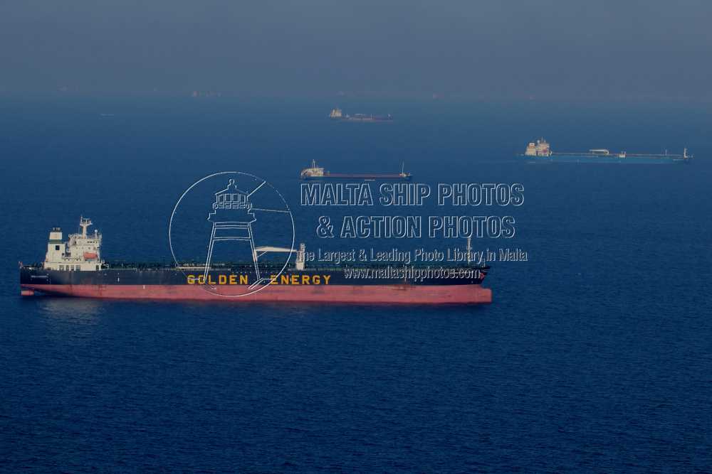 Shipguru's tweet photo. #Birdseyeview of #OilProducts #tanker #ENERGY_CONQUEROR #anchored #offshoreMalta - 03.05.2015 - https://t.co/nfgboxc3g3 - NO PHOTOS can be used or manipulated without our permission https://t.co/LpXEwniFfX