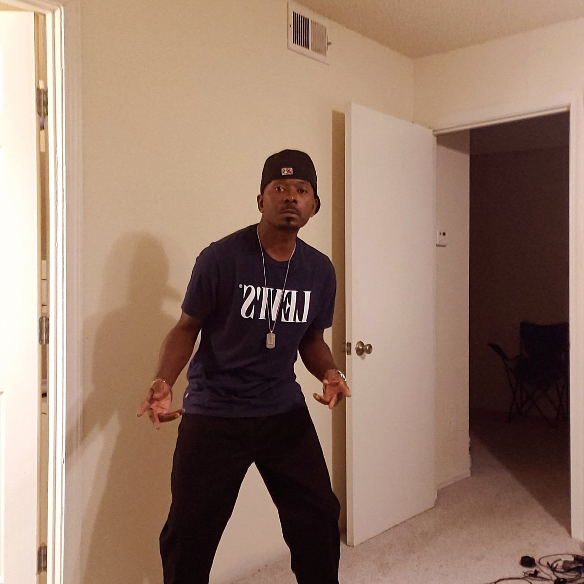 Man im really out here living my best single life do anyone know any good dating sites.