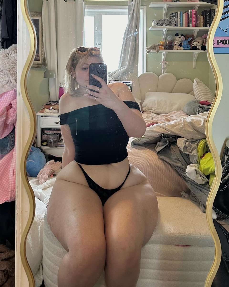 WorldThickButts's tweet photo. 