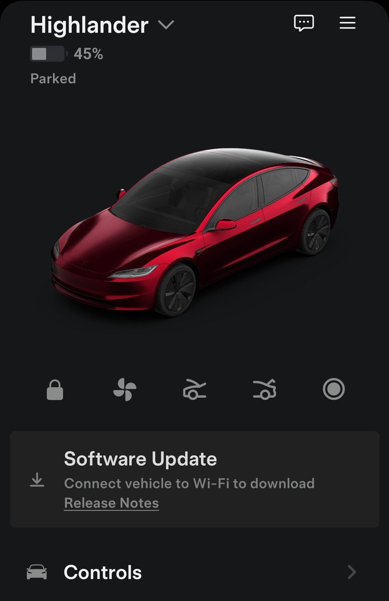 ZevaKikel's tweet image. Mí estado en Teams está mañana va a decir algo así: &quot;Tengo obligaciones pre-laborales que cumplir, sepan disculpar las molestias&quot; 

Finalmente me llegó el #TeslaSpringUpdate!!!