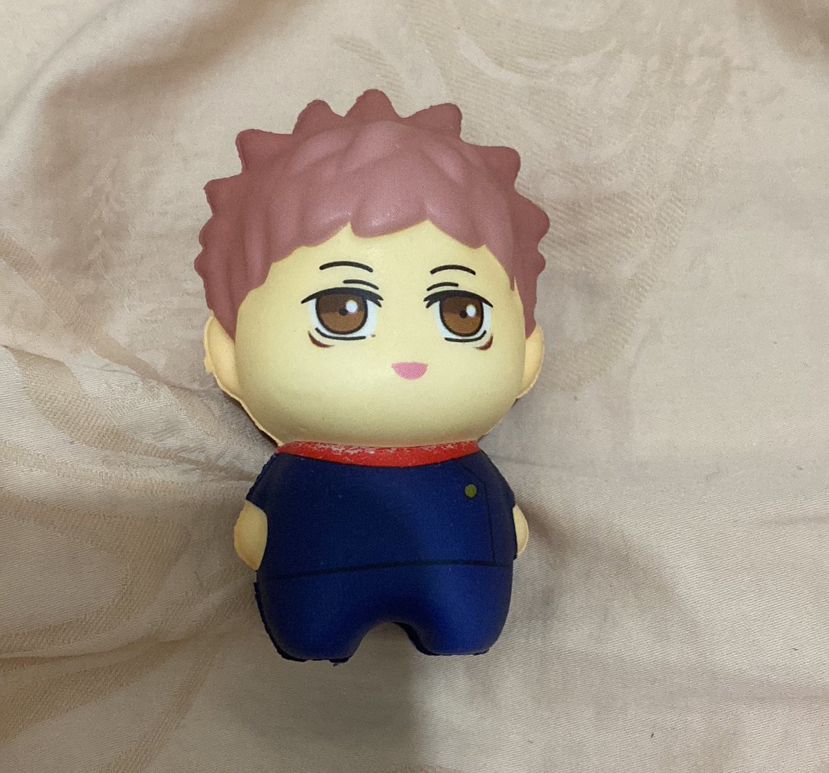 florianwrtz's tweet photo. ⚠️ Unsealed, damage di box
❤️  Bonus free yuuji squishy https://t.co/Ls1VfTLbxW