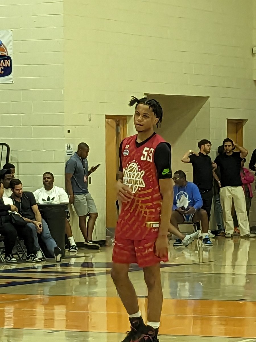 chick gillespie tweet media