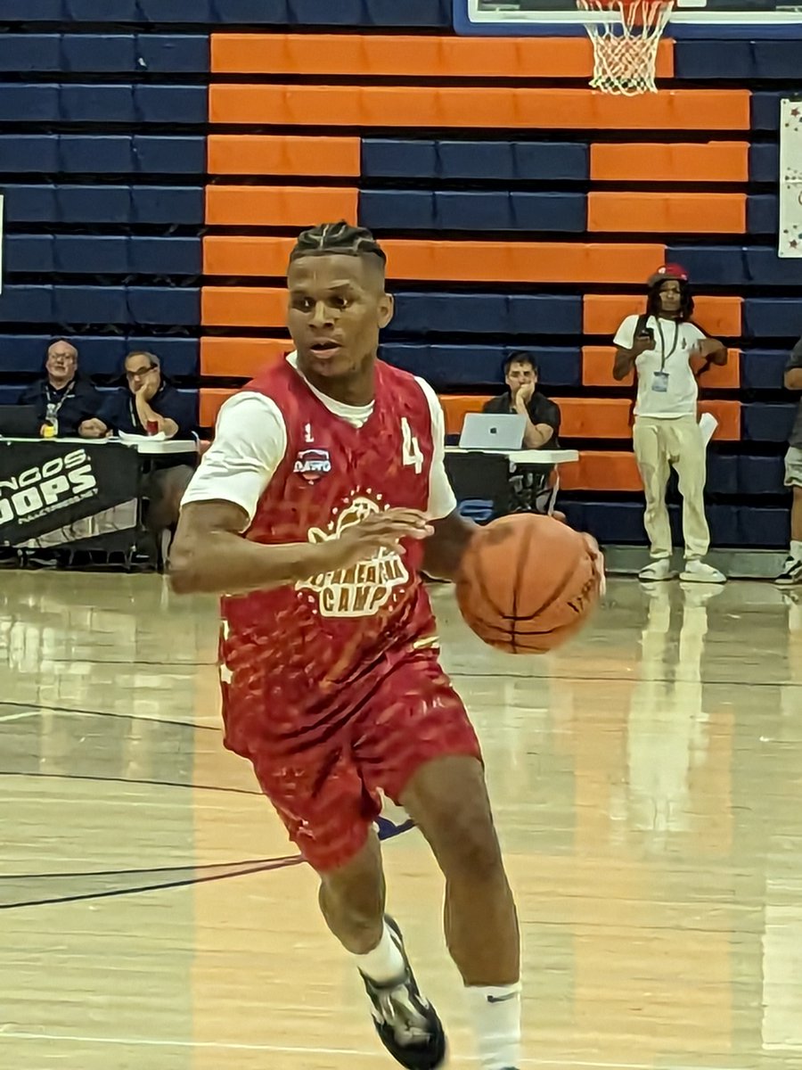 chick gillespie tweet media