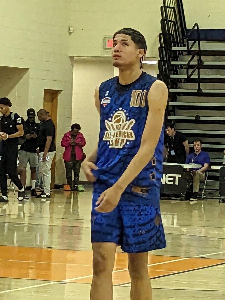 chick gillespie tweet media