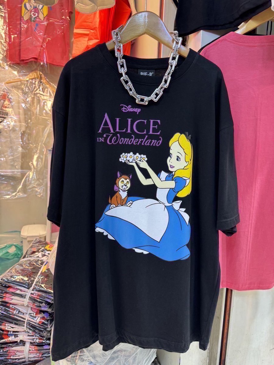 เสื้อยืด Oversize tweet media